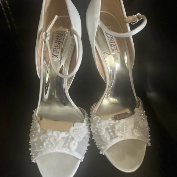 Badgley Mischka White Embellished Heels for Special Occasions 4 inches high - Picture 8 of 10